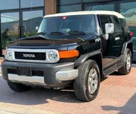 TOYOTA FJ CRUISER