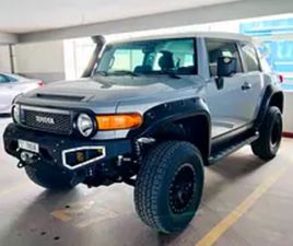 TOYOTA FJ CRUISER