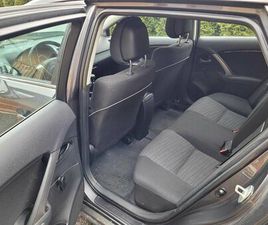 TOYOTA AVENSIS BREAK TOYOTA AVENSIS COMBI PIERWSZY WLAŚCICIEL POLOMIA • OLX.PL