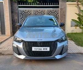 PEUGEOT 208 STYLE 11/2025 PREMIÈRE MAIN