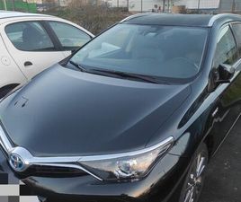 TOYOTA AURIS TOURING SPORTS