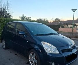 TOYOTA COROLLA VERSO