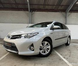 TOYOTA AURIS 1.8 L 136H VVT-I HSD TOURING SPORT / SUIVI COMPLET ÉTAT REMARQUABLE