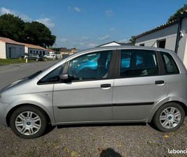 VOITURE FIAT IDEA