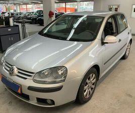 VOLKSWAGEN GOLF V 1.6 COMFORTLINE BOITE AUTO ATTENTION ON LES VENDS TRÈS TRÈS VITE