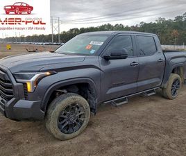 TOYOTA TUNDRA TOYOTA TUNDRA CREWMAX SR 2024 3.4L 3.4 BENZYNA 348KM