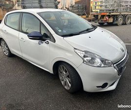 PEUGEOT 208 PEUGEOT 208 1.0 PURETECH 68 LIKE