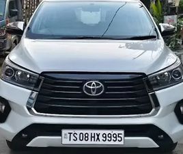 TOYOTA INNOVA
