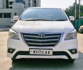 TOYOTA INNOVA