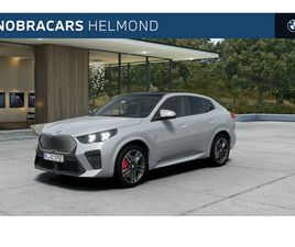 BMW IX2 - EDRIVE20 HIGH EXECUTIVE M SPORT / PANORAMADAK / TREKHAAK / SPORTSTOELEN / M ADAPTIEF ONDER