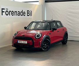 MINI MINI COOPER 5 DR AUT KOMFORTÖPPNING APPLE CARPLAY BACKKAMERA