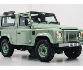 LAND ROVER DEFENDER TD4 2015 LAND ROVER DEFENDER 90 HERITAGE - 8,965 MILES