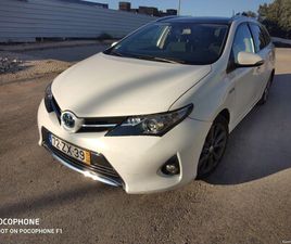 TOYOTA AURIS TOURING SPORTS TOYOTA AURIS TOURING SPORT HIBRID DEZEMBRO/13