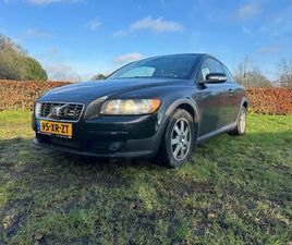 VOLVO C30 T5 C30 2.5 T5 MOMENTUM