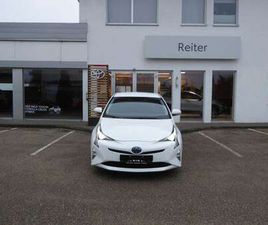 TOYOTA PRIUS 1,8 VVT-I HYBRID LOUNGE