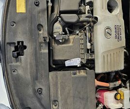 LEXUS CT CT 200H PRODAJEM LEXUS CT 200H F SPORT