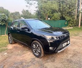 MAHINDRA XUV300