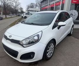 KIA RIO PLATINUM EDITION XENON/LEDER/NAVI/PDC/BT////