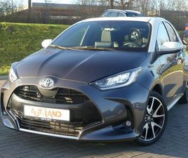 TOYOTA YARIS TOYOTA YARIS 1.5 STYLE LED NAVI TOTWINKEL DAB HEAD-UP