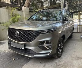 MG HECTOR PLUS