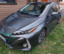 TOYOTA PRIUS 4 SOLAR RECHARGEABLE