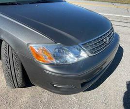 2004 TOYOTA AVALON XL