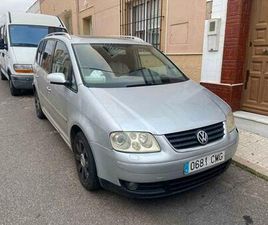 VOLKSWAGEN - TOURAN