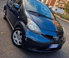 TOYOTA PORTE TOYOTA AYGO
