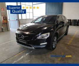 V60 CC (2015-2018) V60 CROSS COUNTRY D3 GEARTRONIC MOMENTUM