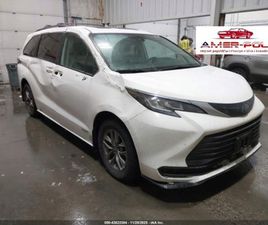TOYOTA SIENNA TOYOTA SIENNA LE, 2021R., 4X4, 2.5L 2.5 BENZYNA 189KM