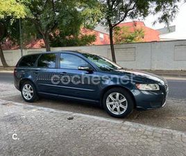 VOLVO V50 VOLVO V50