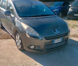 PEUGEOT 5008 PEUGEOT 5008 2.0 HDI 150CV TECNO
