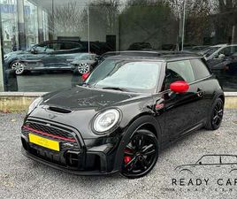 MINI MINI JOHN COOPER WORKS 2.0*TOIT PANO*HARMAN KARDON*1ER PROP*CARNET FULL*