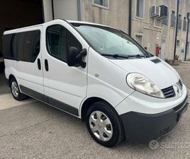RENAULT TRAFIC 9 POSTI