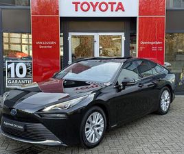 TOYOTA MIRAI DYNAMIC KEYLESS JBL-AUDIO STOELVERWARMING APPLE/ANDROID CLIMA CAMERA AD-CRUISE REGENSENSOR
