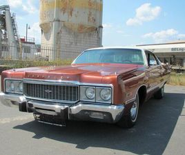 CHRYSLER NEWPORT CHRYSLER NEWPORT SERVO COLOR VINYLDACH H-ZULASSUNG