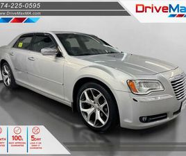 USED 2011 CHRYSLER 300 LIMITED