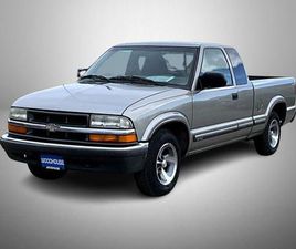 USED 2000 CHEVROLET S-10 BASE