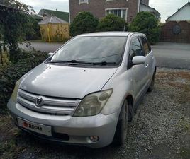 TOYOTA IST