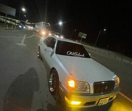 TOYOTA CROWN MAJESTA