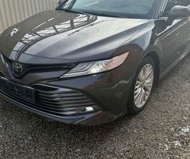 TOYOTA CAMRY