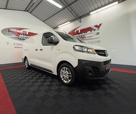 VAUXHALL VIVARO COMMERCIALS