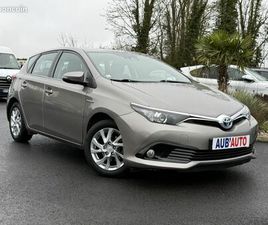 TOYOTA AURIS HSD 136H DYNAMIC