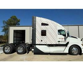 2023 KENWORTH T680 – 76” HIGH-ROOF SLEEPER – LIKE NEW – HOUSTON, TX