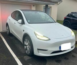 TESLA MODEL Y – 2024 – BLANC – INTÉRIEUR CUIR NOIR – 122 000 KM