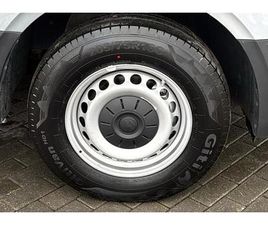 VOLKSWAGEN CRAFTER VOLKSWAGEN CRAFTER 2.0 TDI 140PS COMMERCE PLUS HIGH ROOF VAN