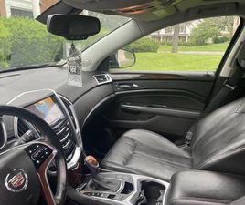 CADILLAC SRX PREMIUM COLLECTION AWD — FULLY LOADED, ONE OWNER
