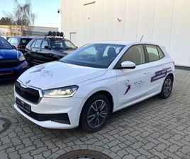 SKODA FABIA SKODA FABIA 1.0 TSI TOUR *LED*SITZHZG*GRA*PDC