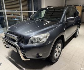 2,0 VVT-I 4WD LUXURY