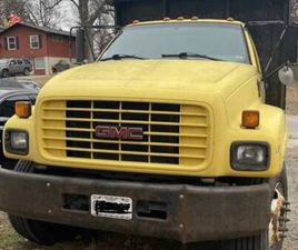 GMC C SERIES 2002 GMC DUMP TRUCK WLIFT